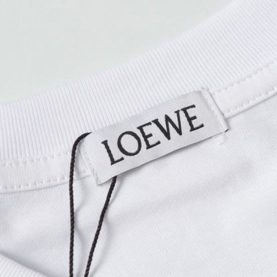 2024FW LOEWE This season's featured new long-sleeved T-shirt with color 2024FW LOEWE This season's featured new long-sleeved T-shirt with color