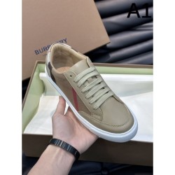 BURBERRY 2024SS Men's Casual Shoes with a Retro Atmosphere