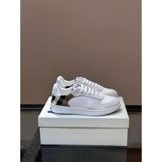 2024FW Men's casual shoes BURBERRY Limited price sold out early 2024FW Men's casual shoes BURBERRY Limited price sold out early