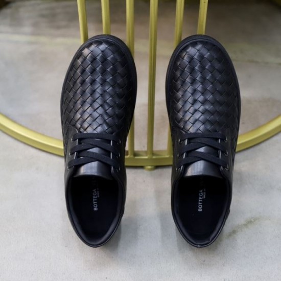 BOTTEGA VENETA Bottega Veneta Beautiful Logo 2024SS Men's Casual Shoes BOTTEGA VENETA Bottega Veneta Beautiful Logo 2024SS Men's Casual Shoes