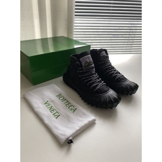 2024FW Men's casual shoes BOTTEGA VENETA Bottega Veneta flooded with orders 2024FW Men's casual shoes BOTTEGA VENETA Bottega Veneta flooded with orders