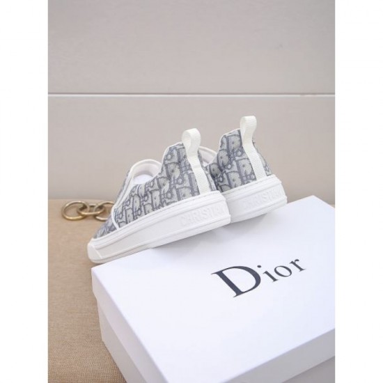 DIOR Dior 2024SS Men's casual shoes that will be very useful in the coming season DIOR Dior 2024SS Men's casual shoes that will be very useful in the coming season