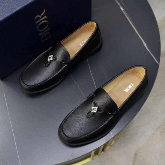 DIOR 2024SS men's casual shoes that exude a mature impression DIOR 2024SS men's casual shoes that exude a mature impression