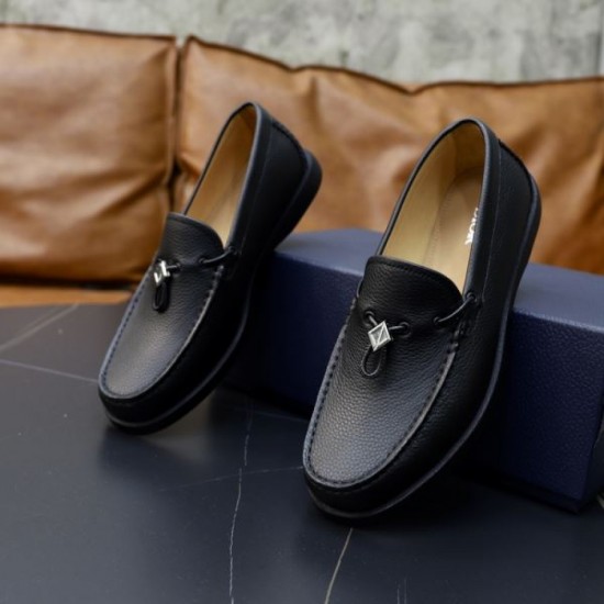DIOR 2024SS men's casual shoes that exude a mature impression DIOR 2024SS men's casual shoes that exude a mature impression