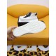 GUCCI Trendy Coordination 2024SS Men's Casual Shoes GUCCI Trendy Coordination 2024SS Men's Casual Shoes