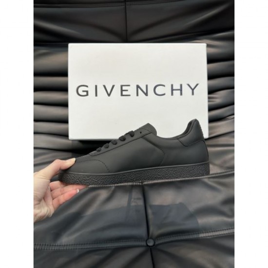 GIVENCHY Super popular model in stock 2024SS Men's casual shoes GIVENCHY Super popular model in stock 2024SS Men's casual shoes
