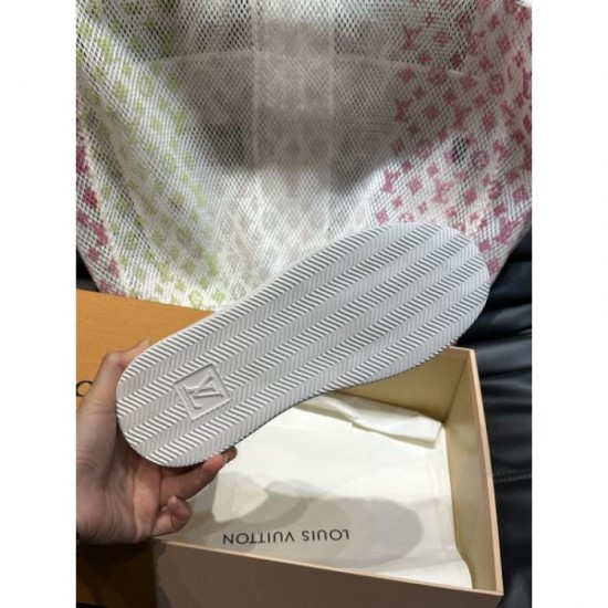 LOUIS VUITTON Popular this year 2024SS Men's Casual Shoes LOUIS VUITTON Popular this year 2024SS Men's Casual Shoes