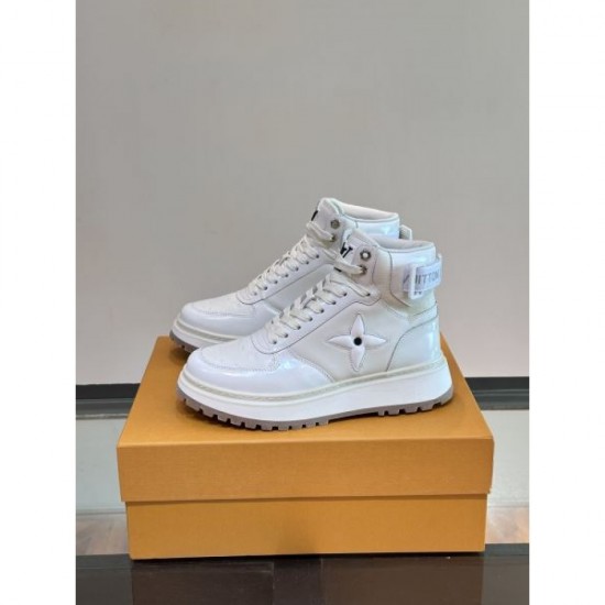 2024FW Men's casual shoes LOUIS VUITTON Attract attention 2024FW Men's casual shoes LOUIS VUITTON Attract attention