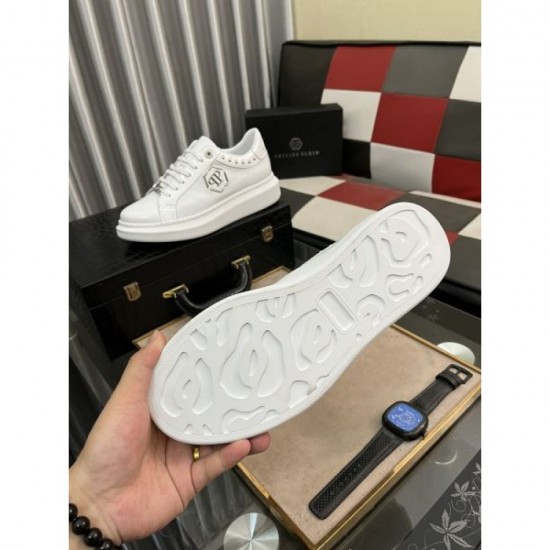 PHILIPP PLEIN Magazine Published 2024SS Men's Casual Shoes PHILIPP PLEIN Magazine Published 2024SS Men's Casual Shoes