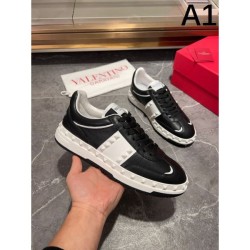 VALENTINO Adult and Elegant 2024SS Men's Casual Shoes