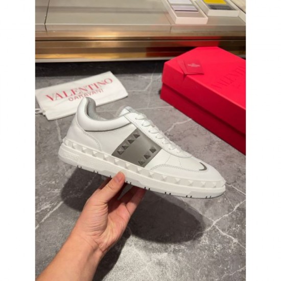 VALENTINO Sale 2024SS Men's Casual Shoes VALENTINO Sale 2024SS Men's Casual Shoes