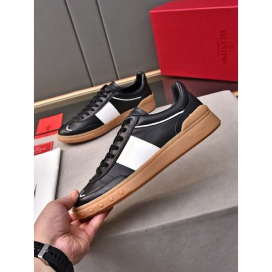 VALENTINO Best Selling 2024SS Men's Casual Shoes VALENTINO Best Selling 2024SS Men's Casual Shoes