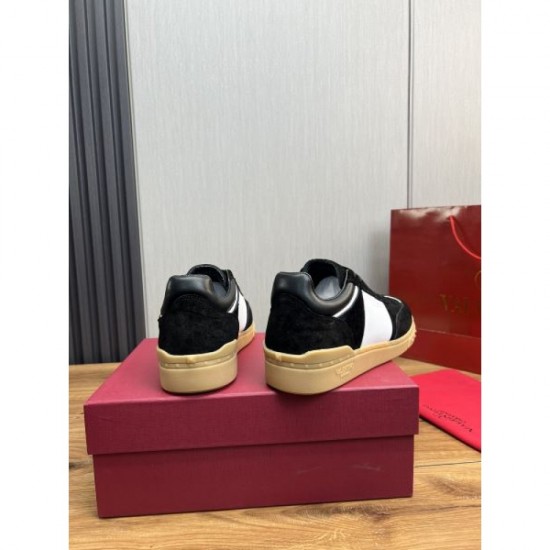VALENTINO Latest Popular 2024SS Men's Casual Shoes VALENTINO Latest Popular 2024SS Men's Casual Shoes