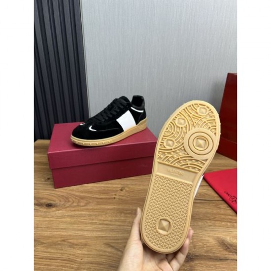 VALENTINO Latest Popular 2024SS Men's Casual Shoes VALENTINO Latest Popular 2024SS Men's Casual Shoes