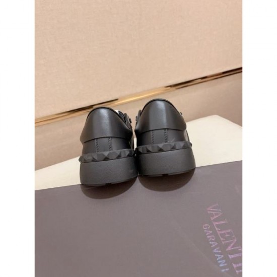 VALENTINO Latest arrival 2024SS Men's casual shoes VALENTINO Latest arrival 2024SS Men's casual shoes