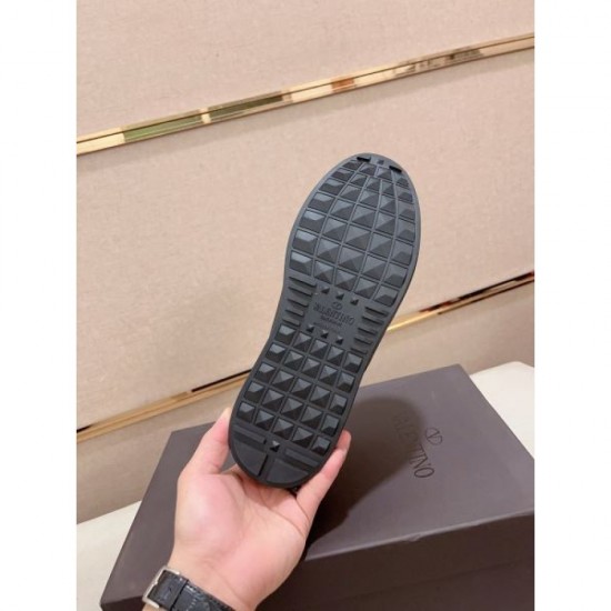 VALENTINO Latest arrival 2024SS Men's casual shoes VALENTINO Latest arrival 2024SS Men's casual shoes