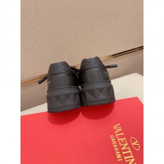 VALENTINO New Frontline 2024SS Men's Casual Shoes VALENTINO New Frontline 2024SS Men's Casual Shoes