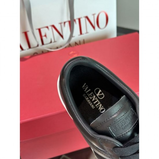 VALENTINO Summer New Items 2024SS Men's Casual Shoes VALENTINO Summer New Items 2024SS Men's Casual Shoes