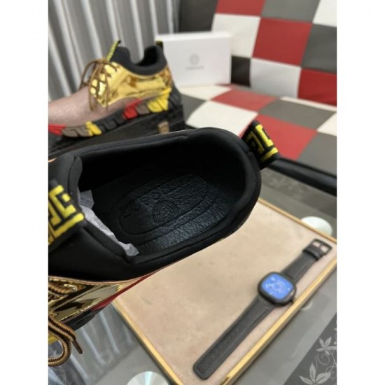 VERSACE Outstanding Freshness 2024SS Men's Casual Shoes VERSACE Outstanding Freshness 2024SS Men's Casual Shoes