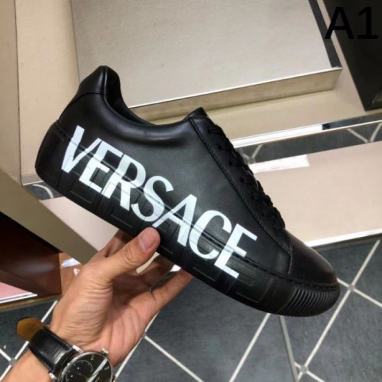 VERSACE Final Price Sale 2024SS Men's Casual Shoes VERSACE Final Price Sale 2024SS Men's Casual Shoes