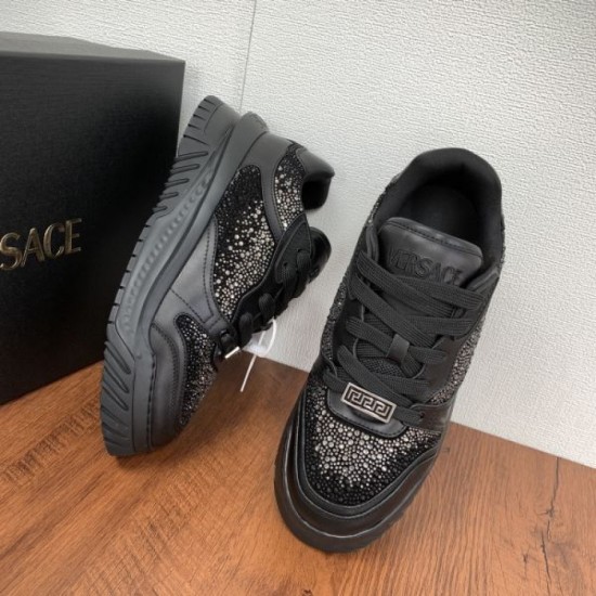 2024FW Men's Casual Shoes VERSACE Latest Popular Topic 2024FW Men's Casual Shoes VERSACE Latest Popular Topic