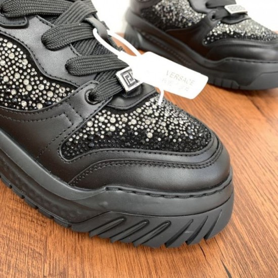 2024FW Men's Casual Shoes VERSACE Latest Popular Topic 2024FW Men's Casual Shoes VERSACE Latest Popular Topic