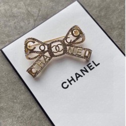 New item 2024SS brooch CHANEL that has been featured in many magazines