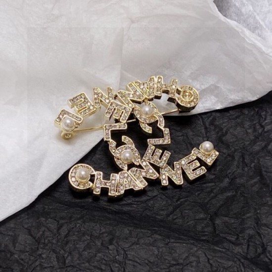 New elegant 2024SS brooch CHANEL New elegant 2024SS brooch CHANEL