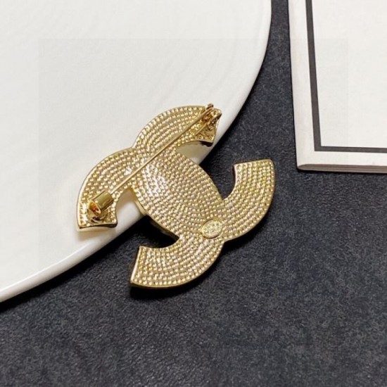 Street wear 2024SS brooch CHANEL CHANEL Street wear 2024SS brooch CHANEL CHANEL