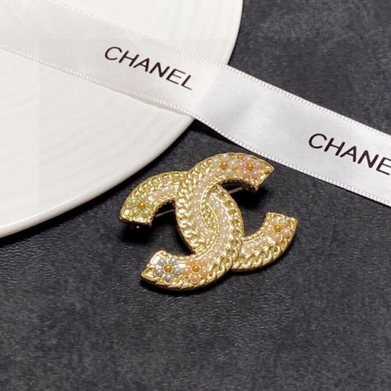 Street wear 2024SS brooch CHANEL CHANEL Street wear 2024SS brooch CHANEL CHANEL