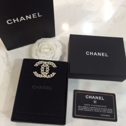 Complete your mature style 2024SS Brooch CHANEL