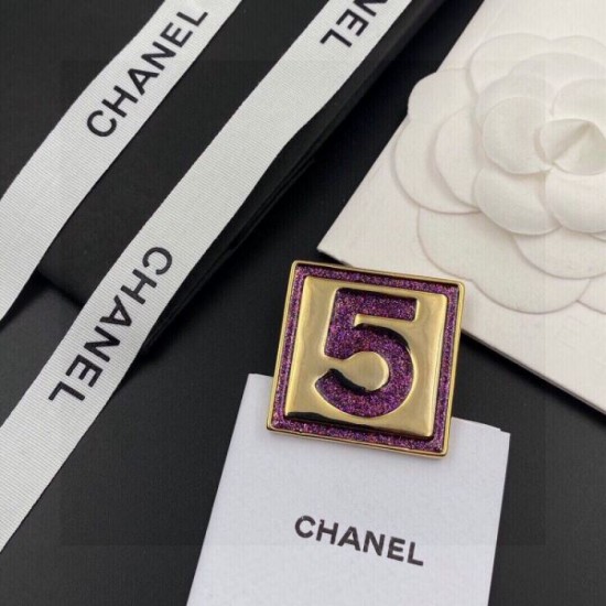 A cool piece that stands out from the crowd 2024SS brooch CHANEL A cool piece that stands out from the crowd 2024SS brooch CHANEL