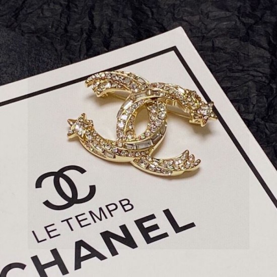 Recommended as a present or gift 2024SS brooch CHANEL Recommended as a present or gift 2024SS brooch CHANEL