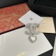Fashionable 2024SS brooch that incorporates trends CHANEL Fashionable 2024SS brooch that incorporates trends CHANEL