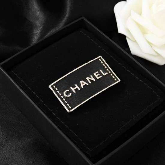 Spring/summer fashion trend items 2024SS brooch CHANEL Spring/summer fashion trend items 2024SS brooch CHANEL