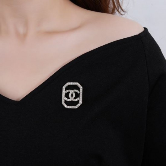 2024SS CHANEL Chanel brooch A very popular model in Japan 2024SS CHANEL Chanel brooch A very popular model in Japan
