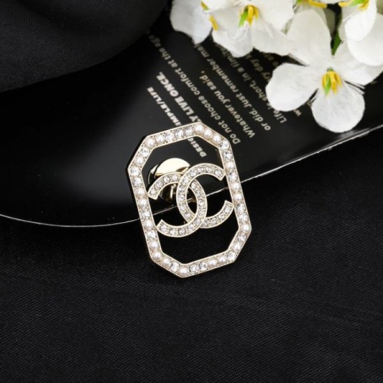 2024SS CHANEL Chanel brooch A very popular model in Japan 2024SS CHANEL Chanel brooch A very popular model in Japan