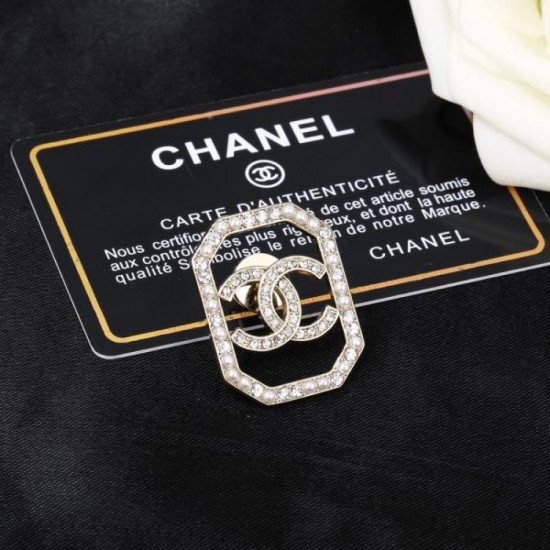 2024SS CHANEL Chanel brooch A very popular model in Japan 2024SS CHANEL Chanel brooch A very popular model in Japan