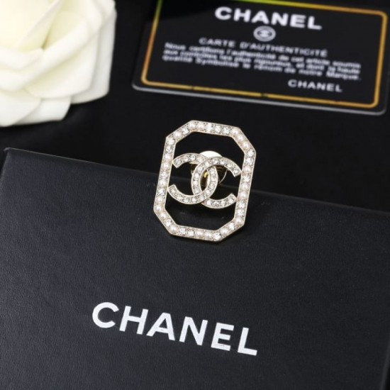 2024SS CHANEL Chanel brooch A very popular model in Japan 2024SS CHANEL Chanel brooch A very popular model in Japan