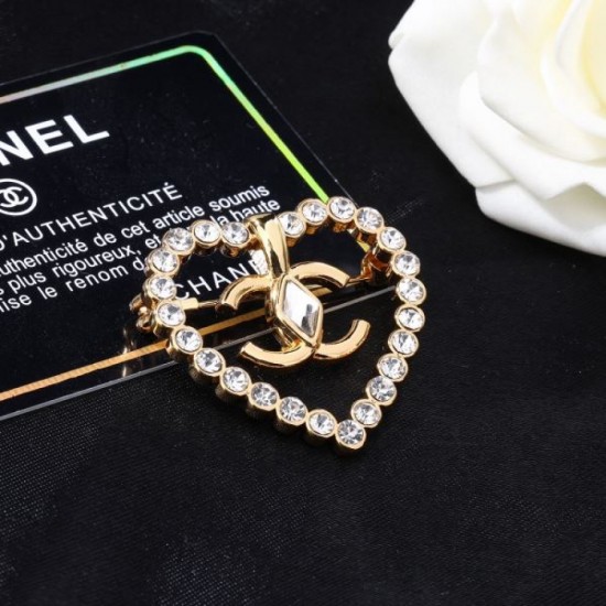 CHANEL Summer new item 2024SS brooch that is in short supply CHANEL Summer new item 2024SS brooch that is in short supply