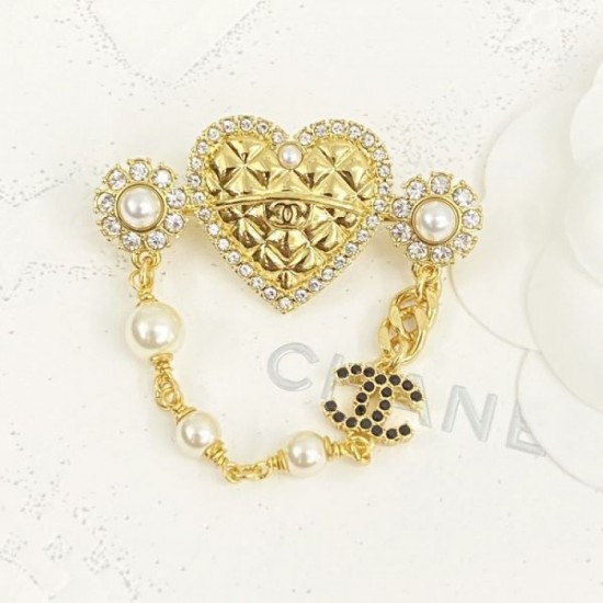 CHANEL This is what you need this summer 2024SS brooch CHANEL This is what you need this summer 2024SS brooch