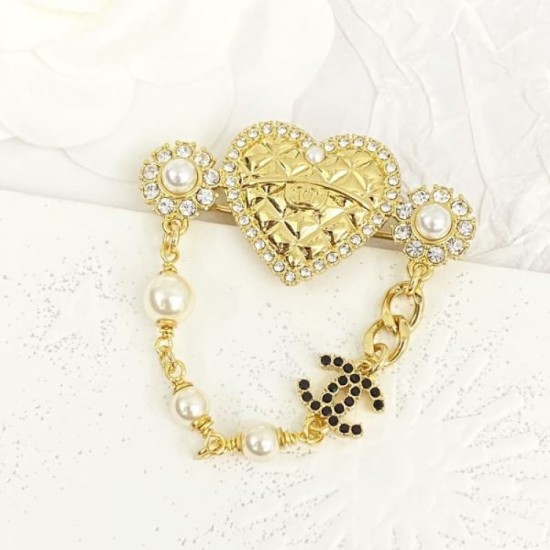 CHANEL This is what you need this summer 2024SS brooch CHANEL This is what you need this summer 2024SS brooch