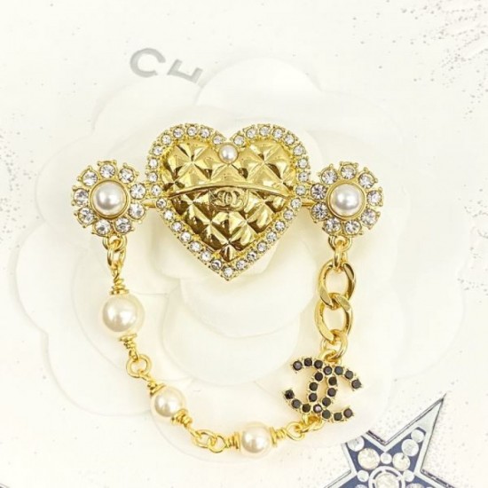 CHANEL This is what you need this summer 2024SS brooch CHANEL This is what you need this summer 2024SS brooch