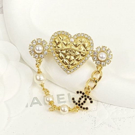 CHANEL This is what you need this summer 2024SS brooch CHANEL This is what you need this summer 2024SS brooch