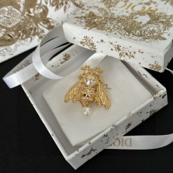 This season's featured new item 2024SS Brooch DIOR Dior