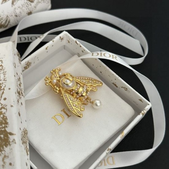 This season's featured new item 2024SS Brooch DIOR Dior This season's featured new item 2024SS Brooch DIOR Dior