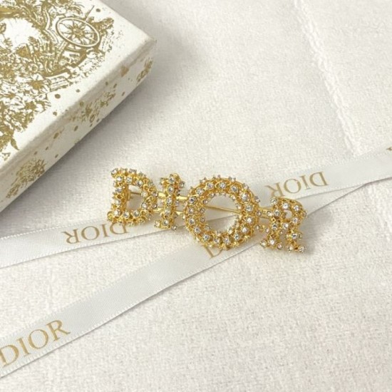 Casual yet highly sensitive 2024SS brooch DIOR Casual yet highly sensitive 2024SS brooch DIOR