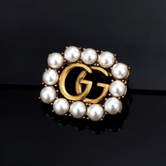GUCCI Gucci Ahead of this year's trends 2024SS brooch GUCCI Gucci Ahead of this year's trends 2024SS brooch