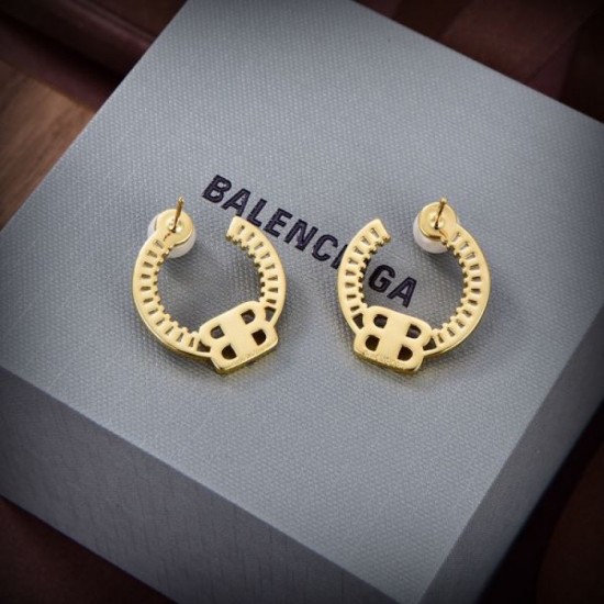 Outstanding freshness 2024SS earrings BALENCIAGA Balenciaga Outstanding freshness 2024SS earrings BALENCIAGA Balenciaga