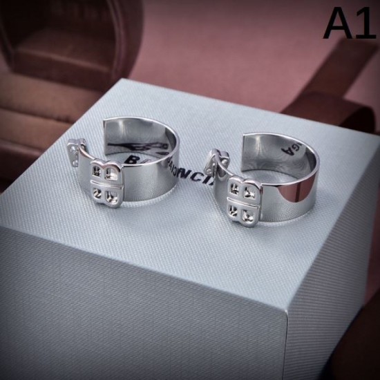 Attractive new 2024SS earrings BALENCIAGA Balenciaga Attractive new 2024SS earrings BALENCIAGA Balenciaga